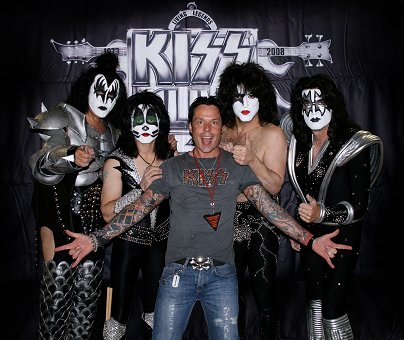 ChrisSternKissOberhausen2008.jpg (41990 Byte)