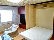 Schrankbett2klein.jpg (8047 Byte)