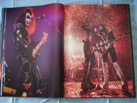 MonsterBuch14.jpg (77328 Byte)