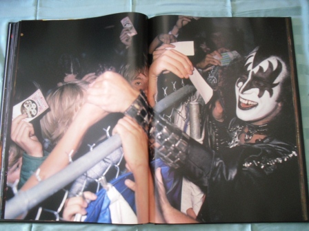 MonsterBuch21.jpg (85263 Byte)