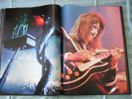 MonsterBuch22.jpg (78524 Byte)