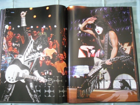 MonsterBuch31.jpg (93197 Byte)