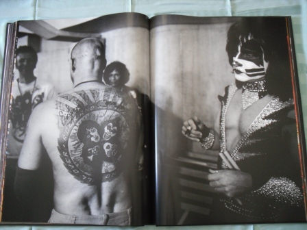 MonsterBuch32.jpg (80104 Byte)