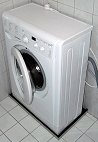 BadWaschmaschineKlein.jpg (4856 Byte)