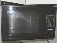 MikrowellenherdKlein.jpg (6474 Byte)