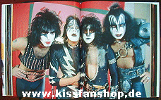 1982KissPhotoSession.gif (33990 Byte)