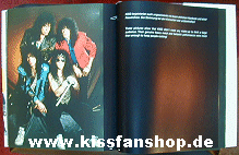 1990USABackstage.gif (27093 Byte)